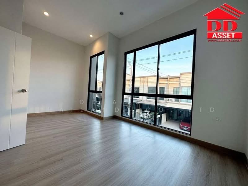 V Compound Bangna-Srinakarin, Samut Prakan, Bang Kaeo, Bang Plee, Samut Prakan, 2 Bedrooms, 24 sqm, Single Detached House For Rent, by DD Asset (Thailand) Co.,Ltd, 500331787 - DDproperty.com