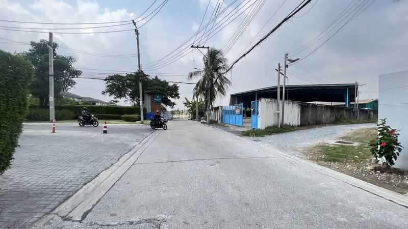ที่ดิน ถนนเลียบคลองฝั่งเหนือ 20/2 ใกล้เพชรเกษม 81 หนองแขม ถมแล้ว ใกล้หมู่บ้าน Modi Villa 100 ตรว., กรุงเทพ, เลียบคลองฝั่งเหนือ ซ.20/2, หนองแขม, กรุงเทพ, 400 ตร.ม., ที่ดิน ขาย, โดย ปุณยวีร์ ภู่ทอง, 500331811 - ที่ดิน เพชรเกษม หนองแขม สร้างบ้าน 100 วา - DDproperty.com