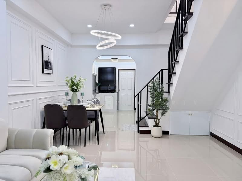 Pattaya Rungrueng, Chon Buri (Pattaya), เนินพลับหวาน, Nong Pru, Bang Lamung (Pattaya), Chon Buri (Pattaya), 2 Bedrooms, 100 sqm, Townhouse For Sale, by Connex Property, 500331829 - DDproperty.com
