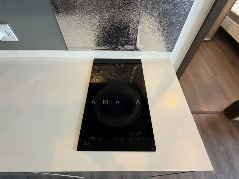 Whizdom Essence, Bangkok, 5 Piyabutr 1 Alley, Bang Chak, Phra Khanong, Bangkok, 1 Bedroom, 34 sqm, Condo For Rent, by Futtama Armit, 500331832 - DDproperty.com