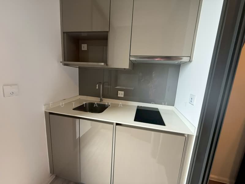 Whizdom Essence, Bangkok, 5 Piyabutr 1 Alley, Bang Chak, Phra Khanong, Bangkok, 1 Bedroom, 34 sqm, Condo For Rent, by Futtama Armit, 500331832 - DDproperty.com