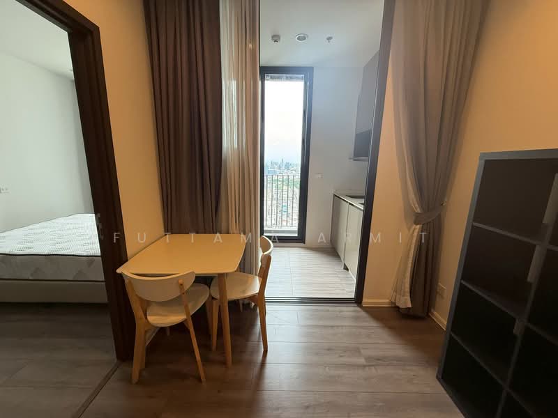 Whizdom Essence, Bangkok, 5 Piyabutr 1 Alley, Bang Chak, Phra Khanong, Bangkok, 1 Bedroom, 34 sqm, Condo For Rent, by Futtama Armit, 500331832 - DDproperty.com