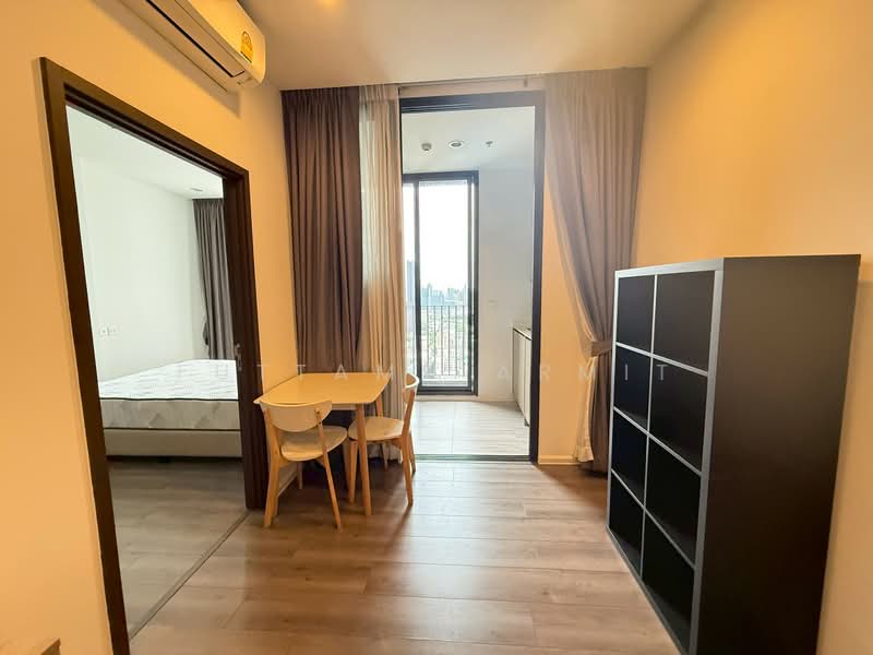 Whizdom Essence, Bangkok, 5 Piyabutr 1 Alley, Bang Chak, Phra Khanong, Bangkok, 1 Bedroom, 34 sqm, Condo For Rent, by Futtama Armit, 500331832 - DDproperty.com
