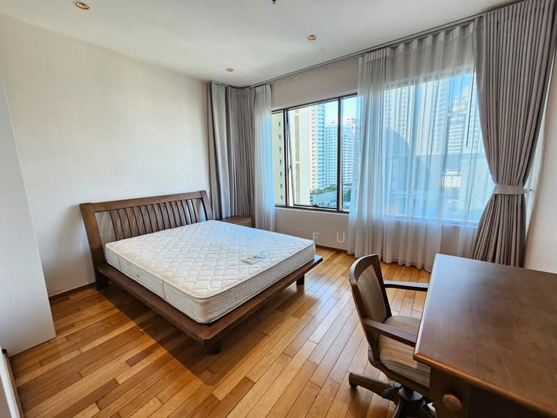 The Emporio Place, Bangkok, 93 Soi Sukhumvit 24, Sukhumvit Road, Khong Tan, Khlong Toei, Bangkok, 2 Bedrooms, 105 sqm, Condo For Rent, by Eric Fu, 500331833 - DDproperty.com