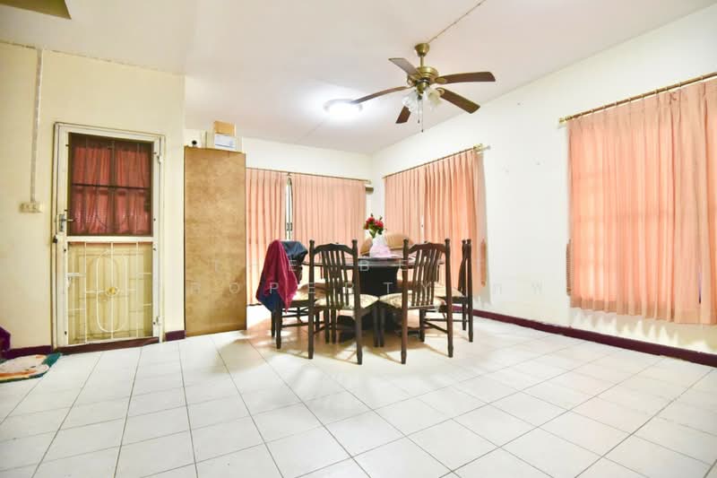 Pruksa 15 Thepharak, Samut Prakan, Praksa-Tamru Road, Phreak Sa Mai, Muang Samut Prakarn, Samut Prakan, 3 Bedrooms, 94 sqm, Semi-Detached House (Twin House) For Sale, by The Best Property ภพ, 500331861 - DDproperty.com