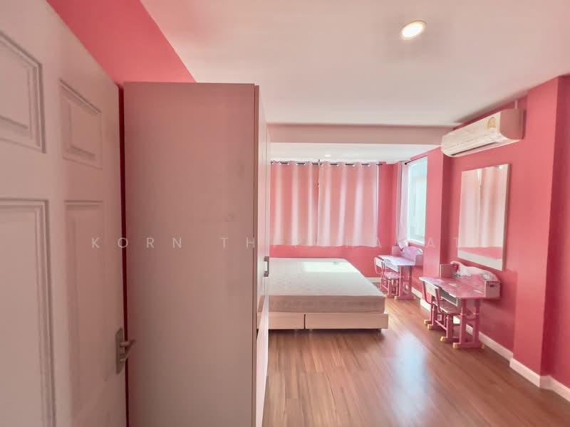 Manthana Wongwaen-Theparak, Samut Prakan, Thepharak Road, Bangphli Yai, Bang Plee, Samut Prakan, 4 Bedrooms, 240 sqm, Single Detached House For Sale, by Korn Thiptharat, 500331878 - DDproperty.com