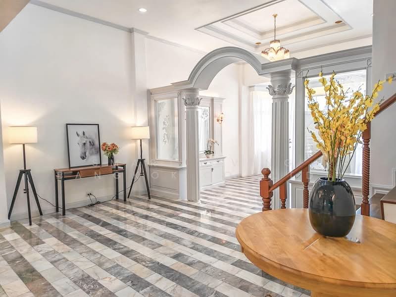 Townhouse Sathupradit 54, Bangkok, Bang Pong Pang, Yan Nawa, Bangkok, 6 Bedrooms, 400 sqm, Townhouse For Rent, by Smart Living Bangkok Co.,Ltd., 500331891 - DDproperty.com
