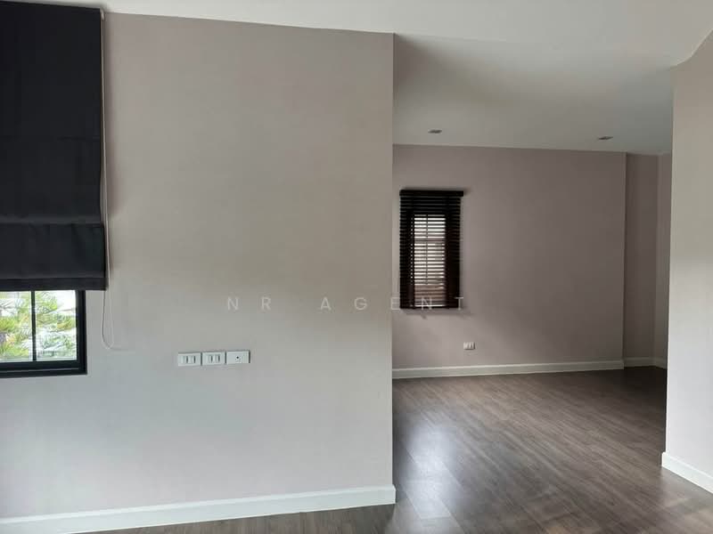 Bangkok Boulevard Sathorn-Pinklao 2, Nonthaburi, Bang Kruai-Chong Thanom Road, Mahasawat, Bang Kruai, Nonthaburi, 4 Bedrooms, 248 sqm, Single Detached House For Rent, by NR AGENT, 500331937 - DDproperty.com