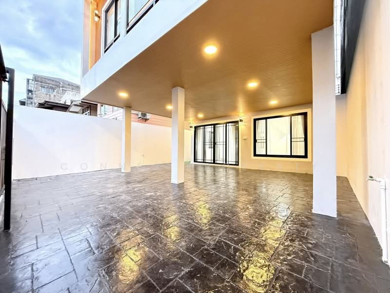 Two-story townhome near MRT Bang Yi Khan, Charansanitwong 46, Bangkok, , Bang Yi Khan, Bang Phlat, Bangkok, 3 Bedrooms, 150 sqm, Townhouse For Sale, by Connex Property, 500331939 - DDproperty.com