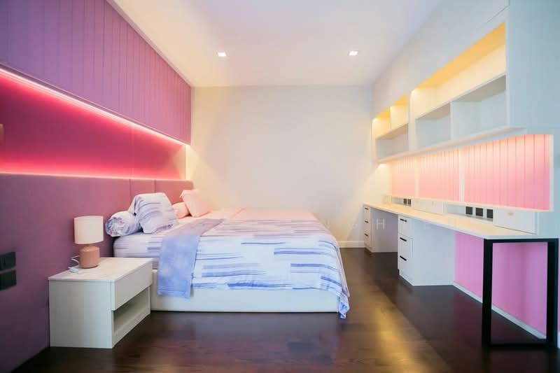 The Gentry Ekamai-Ladprao, Bangkok, 90 Soi Ladprao 94, Phlapphla, Wang Thonglang, Bangkok, 4 Bedrooms, 380 sqm, Single Detached House For Rent, by Chanon Phangchienghien, 500331941 - DDproperty.com