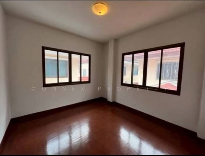 Ek Siam Village, Nakhon Pathom, 3004, Khlong Yong, Phuttha Mon Thon, Nakhon Pathom, 3 Bedrooms, 200 sqm, Single Detached House For Sale, by Connex Property, 500331951 - DDproperty.com