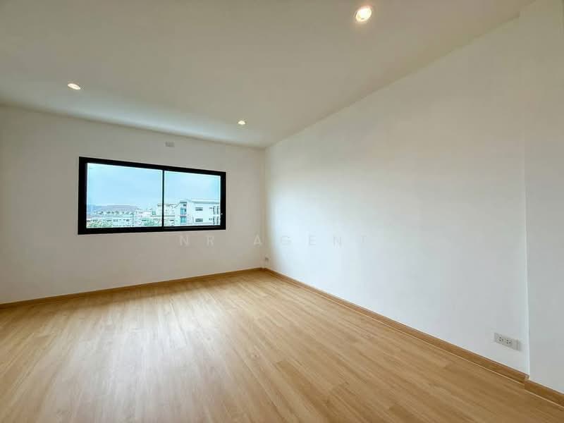 หมู่บ้านรื่นฤดี, Bangkok, Min Buri, Bangkok, 4 Bedrooms, 170 sqm, Townhouse For Sale, by NR AGENT, 500331970 - DDproperty.com