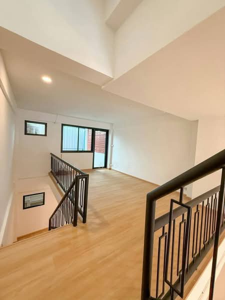 หมู่บ้านรื่นฤดี, Bangkok, Min Buri, Bangkok, 4 Bedrooms, 170 sqm, Townhouse For Sale, by NR AGENT, 500331970 - DDproperty.com