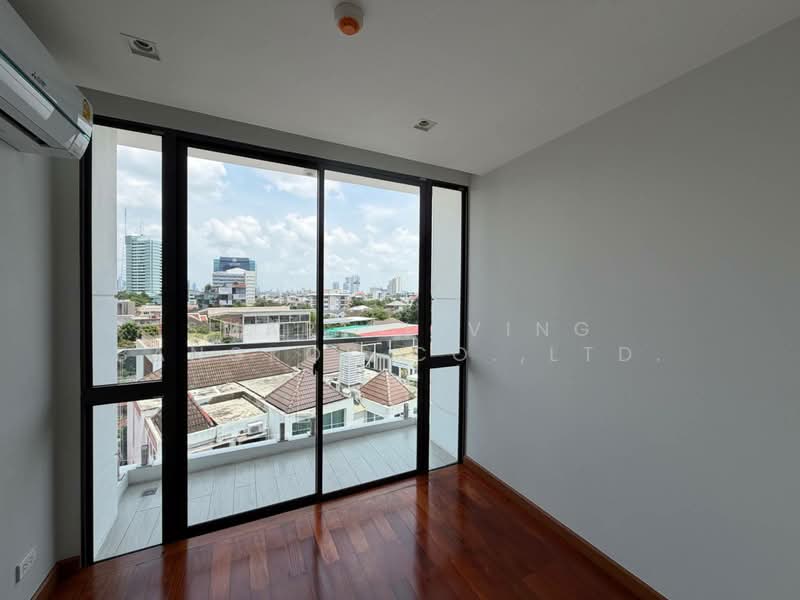 Yensabaidee Residence Paholyothin 11, Bangkok, Samsen Nai, Phaya Thai, Bangkok, 8 Bedrooms, 1,200 sqm, Townhouse For Sale, by Smart Living Bangkok Co.,Ltd., 500332027 - DDproperty.com