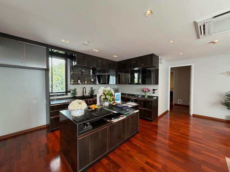 Yensabaidee Residence Paholyothin 11, Bangkok, Samsen Nai, Phaya Thai, Bangkok, 8 Bedrooms, 1,200 sqm, Townhouse For Sale, by Smart Living Bangkok Co.,Ltd., 500332027 - DDproperty.com