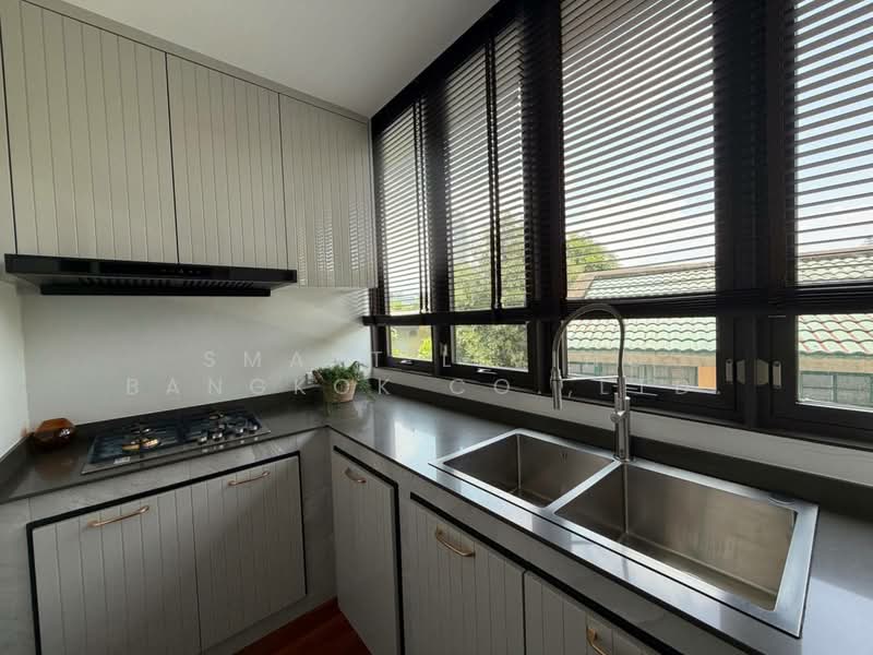 Yensabaidee Residence Paholyothin 11, Bangkok, Samsen Nai, Phaya Thai, Bangkok, 8 Bedrooms, 1,200 sqm, Townhouse For Sale, by Smart Living Bangkok Co.,Ltd., 500332027 - DDproperty.com