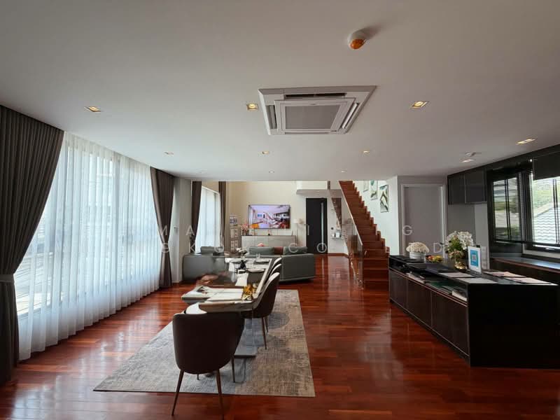 Yensabaidee Residence Paholyothin 11, Bangkok, Samsen Nai, Phaya Thai, Bangkok, 8 Bedrooms, 1,200 sqm, Townhouse For Sale, by Smart Living Bangkok Co.,Ltd., 500332027 - DDproperty.com