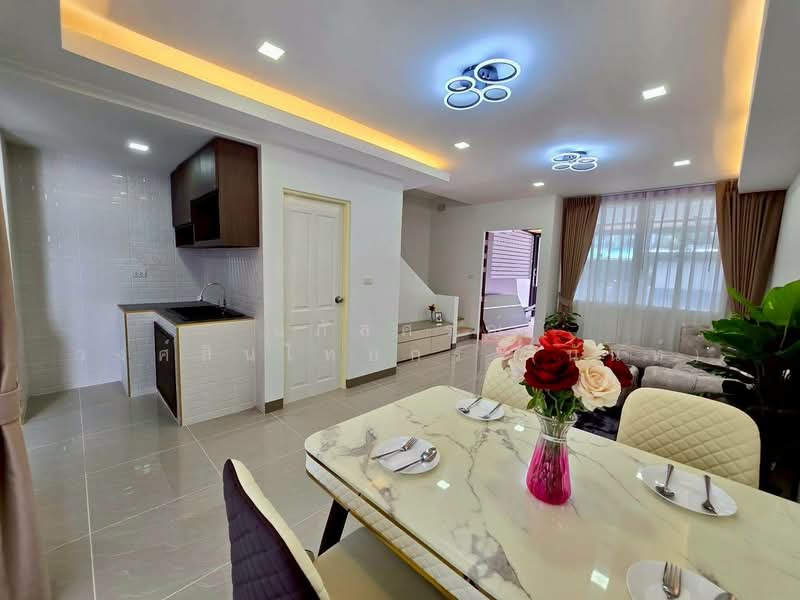 Areeya Daily Kaset-Nawamintr, Bangkok, Ladplakhao Road, Chorake Bua, Lat Phrao, Bangkok, 3 Bedrooms, 80 sqm, Townhouse For Sale, by นภัสศรณ์ วงศ์สินไทยกร (นันท์), 500332050 - DDproperty.com