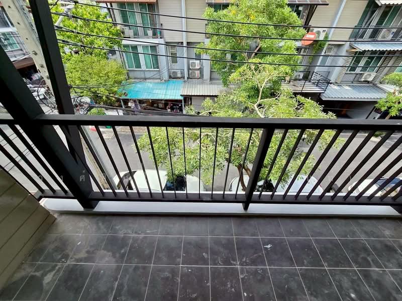 Areeya Daily Kaset-Nawamintr, Bangkok, Ladplakhao Road, Chorake Bua, Lat Phrao, Bangkok, 3 Bedrooms, 80 sqm, Townhouse For Sale, by นภัสศรณ์ วงศ์สินไทยกร (นันท์), 500332050 - DDproperty.com