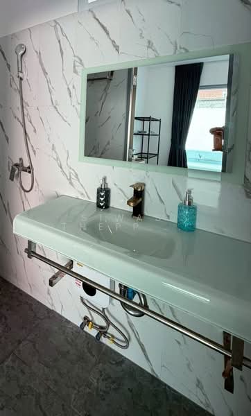 6 Bed Modern Private Pool Villa for Rent @ 200k in Pratumnak Hill with Rooftop Terrace, Chon Buri (Pattaya), Thappraya 10 Alley, Bang Lamung, Bang Lamung (Pattaya), Chon Buri (Pattaya), 6 Bedrooms, 585 sqm, Villa For Rent, by Siwas Thepphabut, 500332081 - DDproperty.com