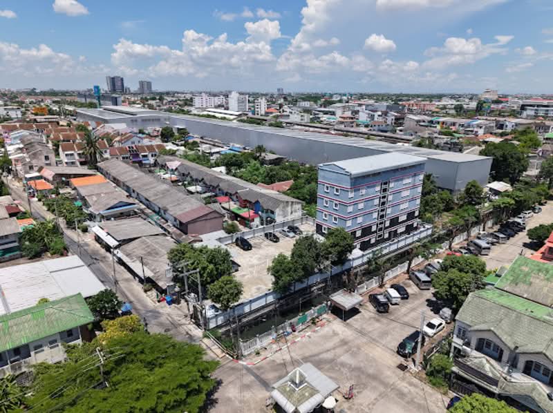 5-storey apartment building for sale with 37 rooms on 319 sq.wah, located in Soi Nawamin 143, Bangkok, นวมินทร์ 143, Nuan Chan, Bueng Kum, Bangkok, , 1,100 sqm, Shophouse For Sale, by คุณลี, 500332094 - DDproperty.com