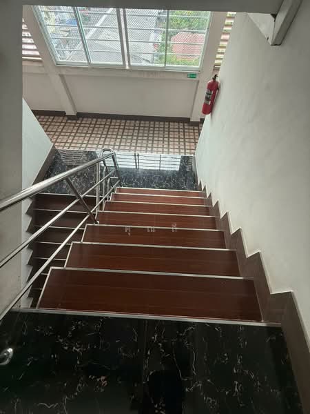 5-storey apartment building for sale with 37 rooms on 319 sq.wah, located in Soi Nawamin 143, Bangkok, นวมินทร์ 143, Nuan Chan, Bueng Kum, Bangkok, , 1,100 sqm, Shophouse For Sale, by คุณลี, 500332094 - DDproperty.com
