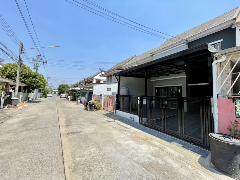 หมู่บ้านพฤกษา52/1 สะพานขาว นวนคร, ปทุมธานี, พหลโยธิน, คลองหนึ่ง, คลองหลวง, ปทุมธานี, 78 ตร.ม., ทาวน์เฮ้าส์ ขาย, โดย นิเวศน์ กุศล, 500332110 - DDproperty.com