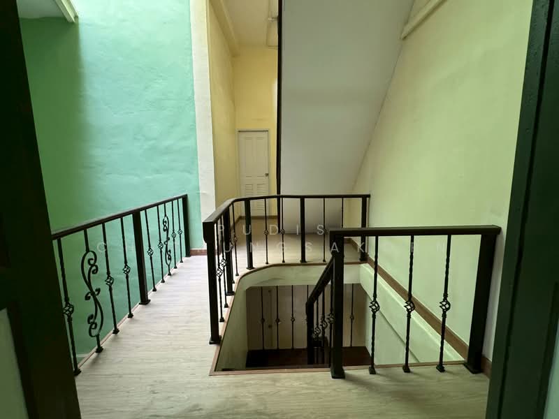 Corner Commercial Building for Rent – Yaowarat / Wongwian 22, Bangkok, Pom Prap, Pom Prap Sattru Phai, Bangkok, , 400 sqm, Shophouse For Rent, by Pudis Chitrungsakorn, 500332129 - DDproperty.com