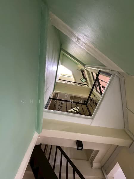 Corner Commercial Building for Rent – Yaowarat / Wongwian 22, Bangkok, Pom Prap, Pom Prap Sattru Phai, Bangkok, , 400 sqm, Shophouse For Rent, by Pudis Chitrungsakorn, 500332129 - DDproperty.com