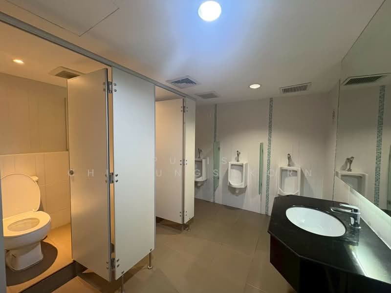 Retail Space for Rent – Phetchaburi / Asoke, Bangkok, Huai Khwang, Bangkok, , 328 sqm, Office Space For Rent, by Pudis Chitrungsakorn, 500332130 - DDproperty.com