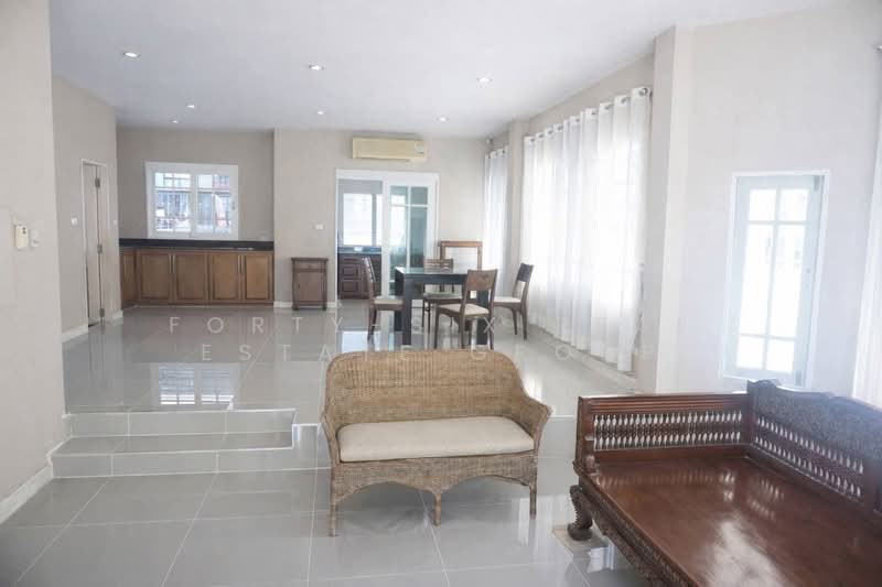 บ้านเดี่ยวให้เช่า ถนน ศรีครินทร์ 51, กรุงเทพ, หนองบอน, ประเวศ, กรุงเทพ, 220 ตร.ม., บ้านเดี่ยว ให้เช่า, โดย Forty-Six Real Estate Group, 500332168 - DDproperty.com