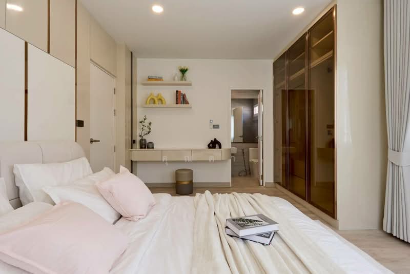 Pool Villa in Serene Lake Land&House Chiang Mai, Chiang Mai, Mae Hia, Muang Chiang Mai, Chiang Mai, 4 Bedrooms, 365 sqm, Villa For Sale, by คุณดา, 500332176 - DDproperty.com