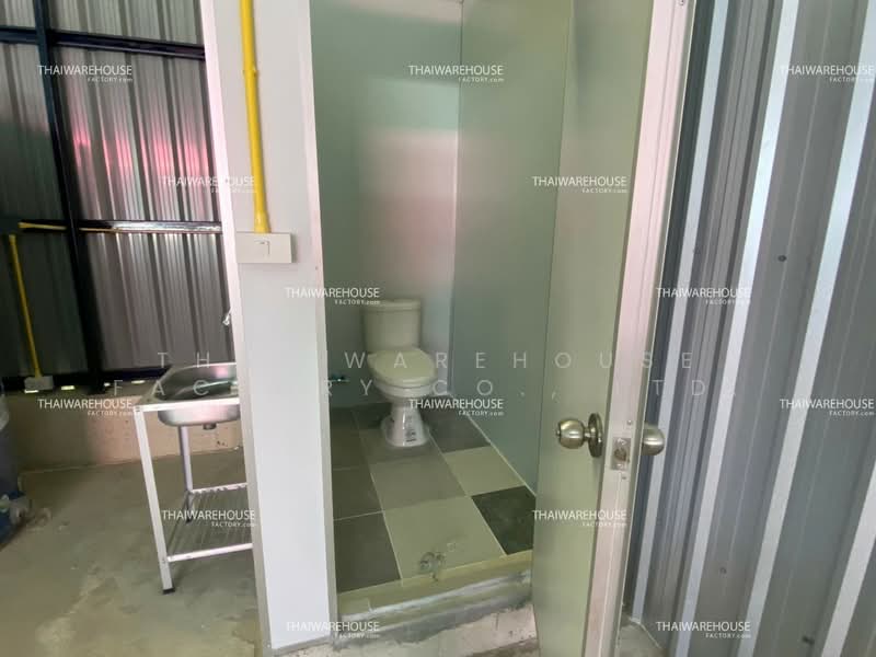 Warehouse for Rent 240 sqm Khlong Luang Phaeng Chachoengsao Trailer Access, Chachoengsao, Khlong Luang Phaeng, Muang Chachoengsao, Chachoengsao, , 240 sqm, Warehouse/Factory For Rent, by THAI WAREHOUSE FACTORY CO., LTD., 500332185 - DDproperty.com
