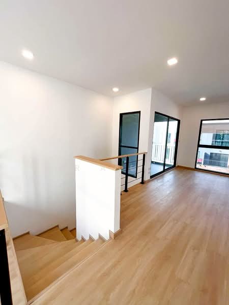 Arden Phatthanakan, Bangkok, Phatthanakan 20, Phatthanakan Road, Suan Luang, Bangkok, 3 Bedrooms, 185 sqm, Townhouse For Sale, by NR AGENT, 500332186 - DDproperty.com