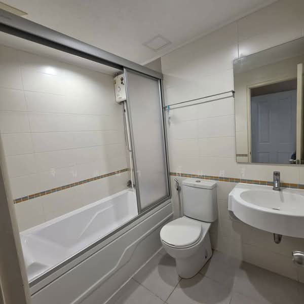 Lumpini Place Rama 9-Ratchada, Bangkok, Rama 9 Road, Huai Khwang, Bangkok, 2 Bedrooms, 72 sqm, Condo For Rent, by Jintana Limsri, 500332259 - DDproperty.com