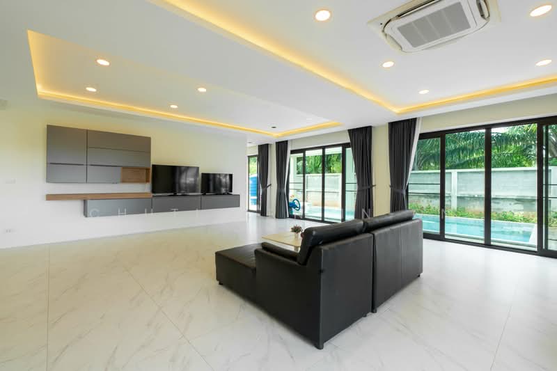 Thalang, Phuket, Thep Krasattri, Thalang, Phuket, 4 Bedrooms, 381 sqm, Single Detached House For Sale, by Chutikarn In-On, 500332263 - DDproperty.com