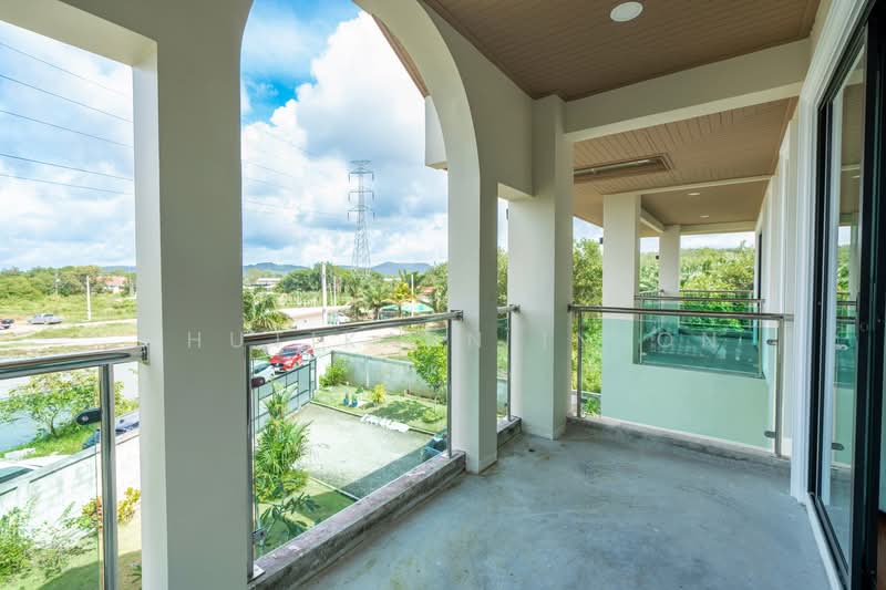 Thalang, Phuket, Thep Krasattri, Thalang, Phuket, 4 Bedrooms, 381 sqm, Single Detached House For Sale, by Chutikarn In-On, 500332263 - DDproperty.com
