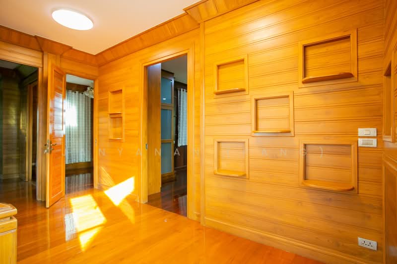 บ้านไม้สัก ใกล้สุทธิสาร, กรุงเทพ, สามเสนนอก, ห้วยขวาง, กรุงเทพ, 350 ตร.ม., บ้านเดี่ยว ให้เช่า, โดย Janyanan (Pang), 500332275 - DDproperty.com