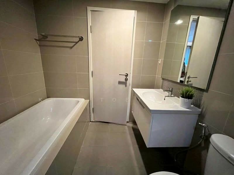 Maestro 39, Bangkok, Sukhumvit Road, Khlong Tan Nua, Watthana, Bangkok, 2 Bedrooms, 55 sqm, Condo For Rent, by Khun Toey เตย, 500332283 - DDproperty.com