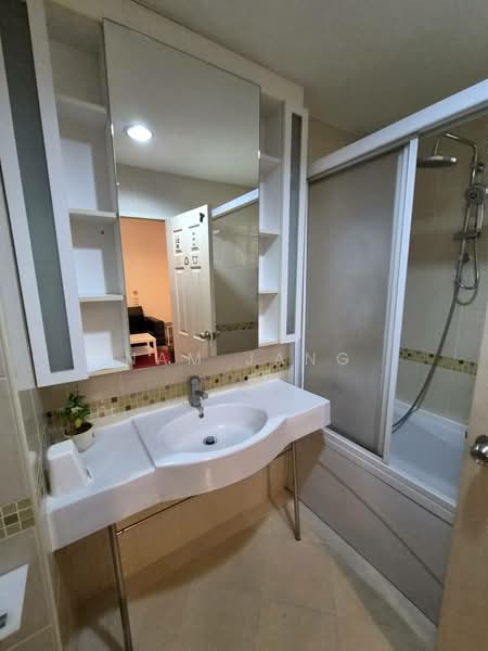 Life @ BTS Tha-Phra, Bangkok, 18 Ratchadaphisek Road, Talat Plu, Thon Buri, Bangkok, 1 Bedroom, 42 sqm, Condo For Rent, by nam jang, 500332298 - DDproperty.com