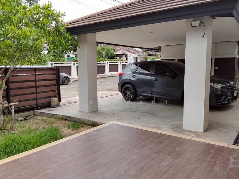 ให้เช่าบ้านเดี่ยวหลังใหญ่ ม.เดอะวัลเล่ย์ ศรีราชา, Chon Buri (Pattaya), Surasak, Si Racha, Chon Buri (Pattaya), 3 Bedrooms, 280 sqm, Single Detached House For Rent, by Dusit Saengfa, 500332322 - DDproperty.com