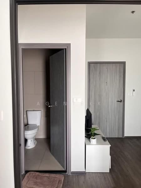 Rich Point @ BTS Wutthakat, Bangkok, Wutthakat Road, Talat Plu, Thon Buri, Bangkok, 1 Bedroom, 26 sqm, Condo For Rent, by Agentbkk, 500332339 - DDproperty.com