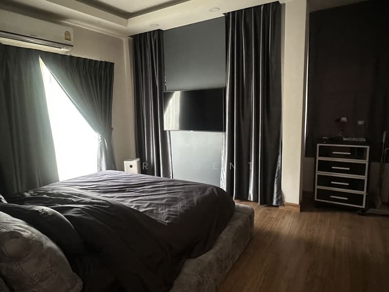 Centro Rama 9-Motorway, Bangkok, Rural Development 3 Road, Khlong Song Ton Nun, Lat Krabang, Bangkok, 4 Bedrooms, 190 sqm, Single Detached House For Sale, by NR AGENT, 500332349 - DDproperty.com
