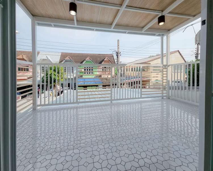 Ban Rom Ngao Mai, Nonthaburi, Soi Ban Rom Ngao Mai, Bang Khu Rat, Bang Bua Thong, Nonthaburi, 2 Bedrooms, 99 sqm, Townhouse For Sale, by NR AGENT, 500332354 - DDproperty.com