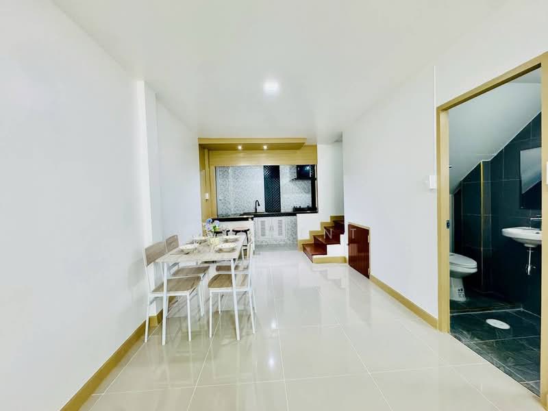 TANAPATTANA, Nonthaburi, Talat Kwan, Muang Nonthaburi, Nonthaburi, 2 Bedrooms, 103 sqm, Townhouse For Sale, by NR AGENT, 500332355 - DDproperty.com