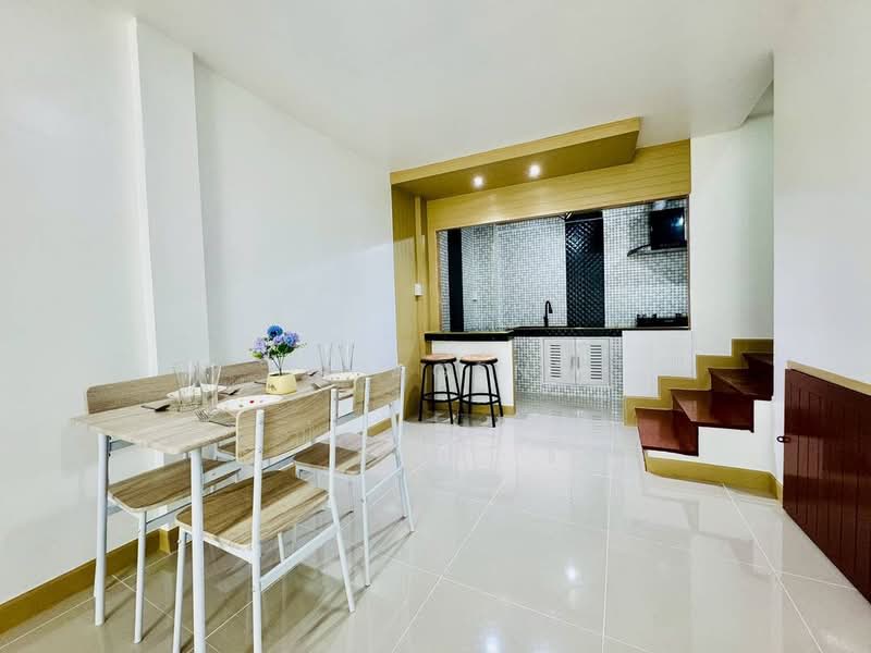TANAPATTANA, Nonthaburi, Talat Kwan, Muang Nonthaburi, Nonthaburi, 2 Bedrooms, 103 sqm, Townhouse For Sale, by NR AGENT, 500332355 - DDproperty.com