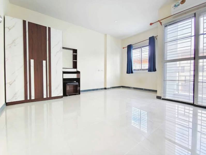 ให้เช่าทาวน์โฮม ม.เดอะเนกซ์ บึง เครือสหพัฒน์ ศรีราชา, Chon Buri (Pattaya), Bueng, Si Racha, Chon Buri (Pattaya), 2 Bedrooms, 60 sqm, Townhouse For Rent, by Dusit Saengfa, 500332357 - DDproperty.com