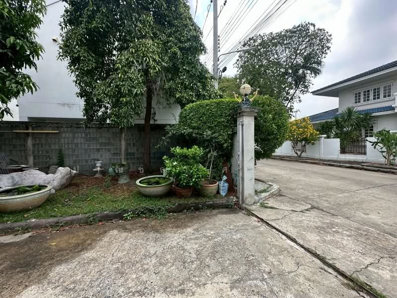Muang Ake Village, Pathum Thani, Muang Ake Rd, Lak Hok, Muang Pathum Thani, Pathum Thani, 3 Bedrooms, 300 sqm, Single Detached House For Sale, by ปาณชญา ศรีนวล, 500332375 - DDproperty.com