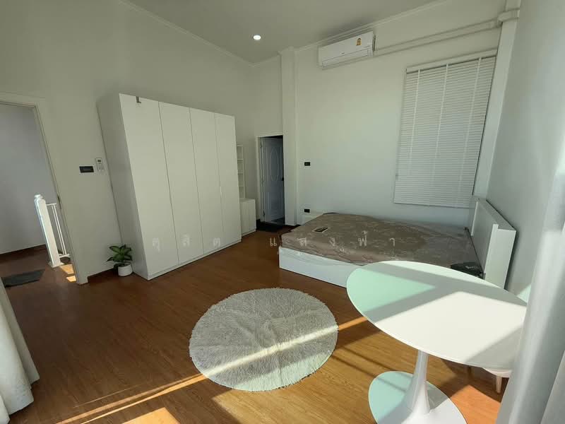 ให้เช่าบ้านเดี่ยว 2 ชั้น บ้านใหม่ ใกล้หนองมน ชลบุรี, Chon Buri (Pattaya), Huai Kapi, Muang Chon Buri, Chon Buri (Pattaya), 3 Bedrooms, 200 sqm, Single Detached House For Rent, by Dusit Saengfa, 500332401 - DDproperty.com
