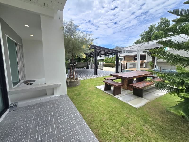 Habitia Motif Panya-Ramintra, Bangkok, Panya Intra Road, Sam Wa Tawan Tok, Khlong Sam Wa, Bangkok, 4 Bedrooms, 250 sqm, Single Detached House For Sale, by นภัสศรณ์ วงศ์สินไทยกร (นันท์), 500332408 - DDproperty.com
